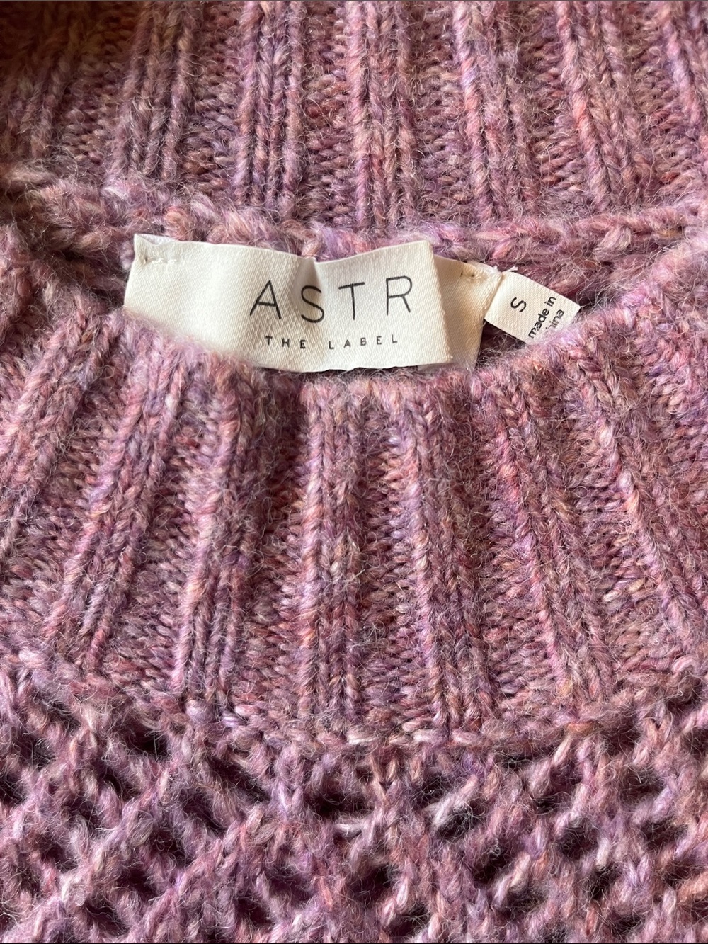Astr Mauve Textured Knit Crewneck Sweater - Picture 2 of 3